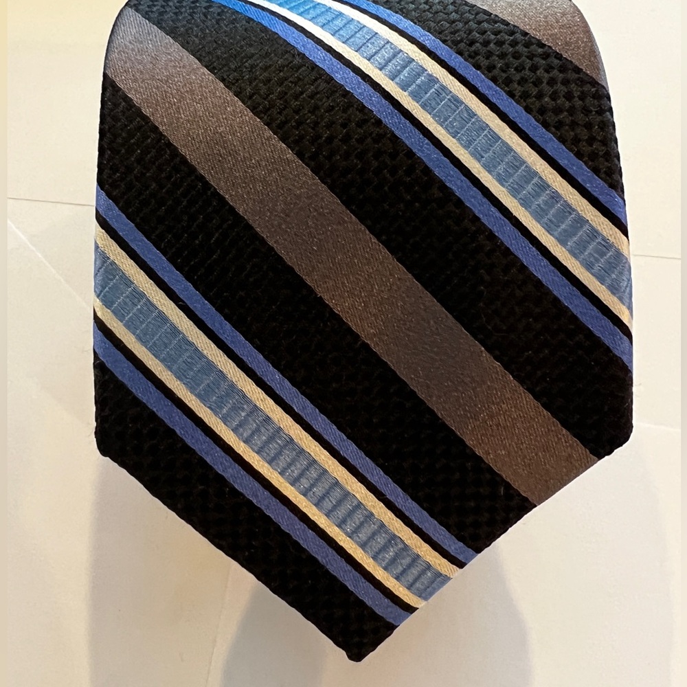 Ikr Behar Blue Gray and Black Nexktie